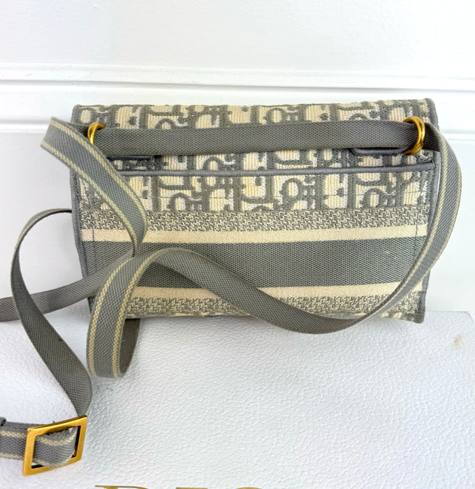 Dior Saddle Slim Pouch in Gray Dior Oblique Embroidery