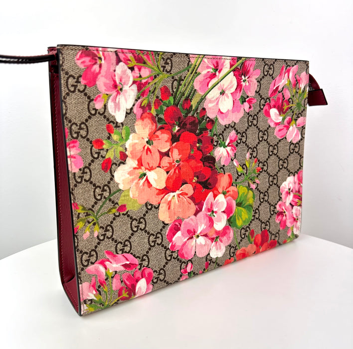 Gucci GG Supreme Monogram Blooms Large Cosmetic Case Beige Multicolor