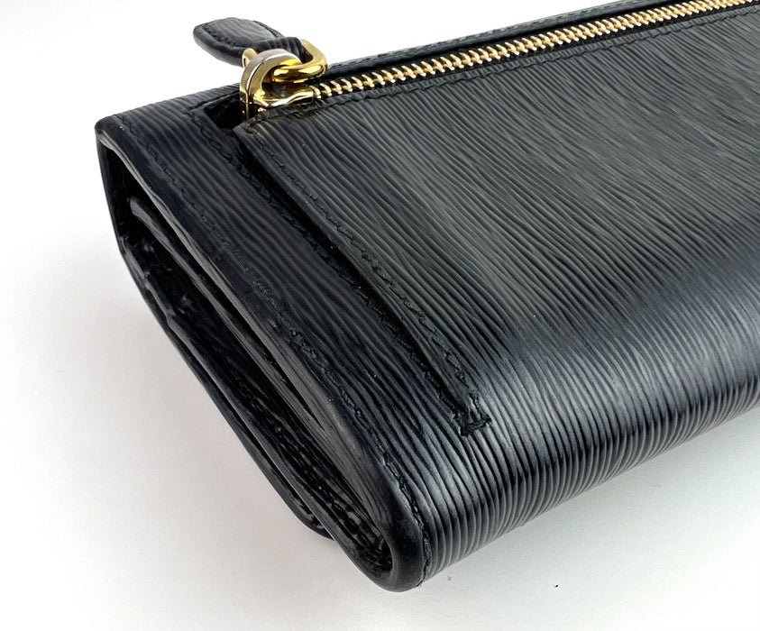 Prada Black Vitello Move Continental Wallet