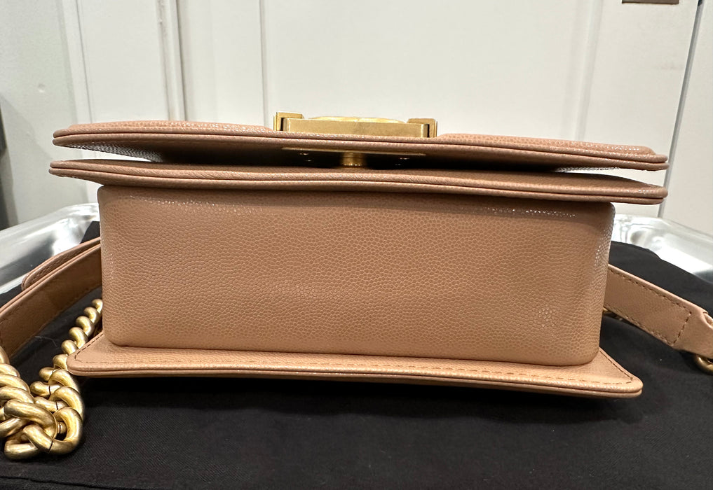 Chanel Small beige flap bag with Handle