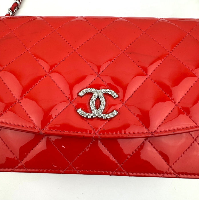 Chanel Classic Wallet on Chain Patent red