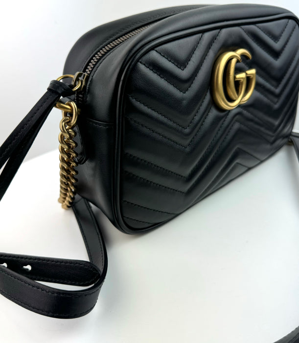 Gucci small GG Marmont chain shoulder bag