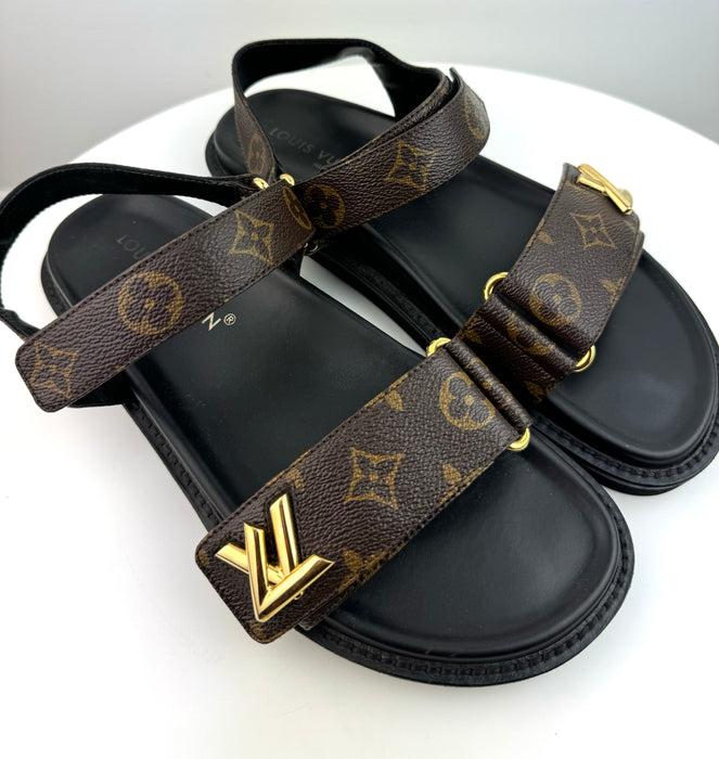 Louis Vuitton LV Sunset Flat Comfort Sandals