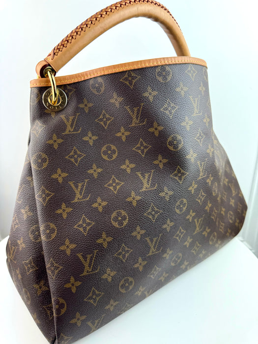 Louis Vuitton Artsy MM Monogram