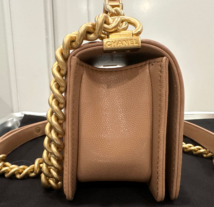 Chanel Small beige flap bag with Handle