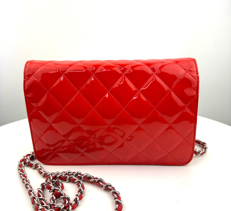 Chanel Classic Wallet on Chain Patent red