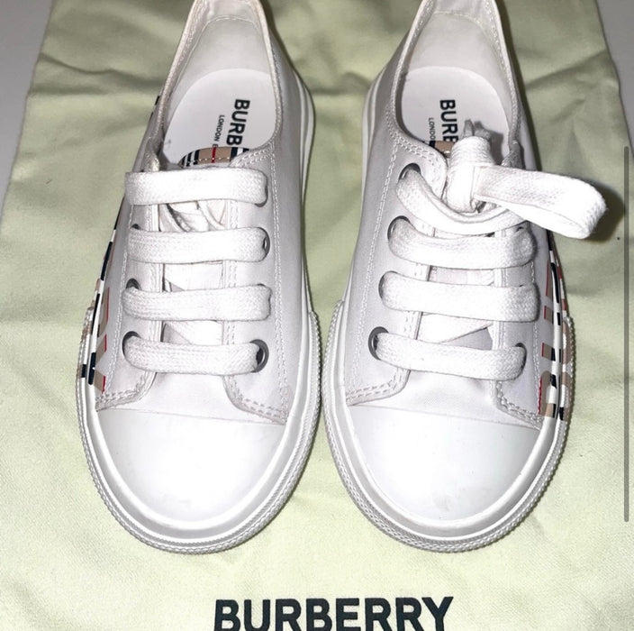 Burberry Kids Logo Sneakers 27