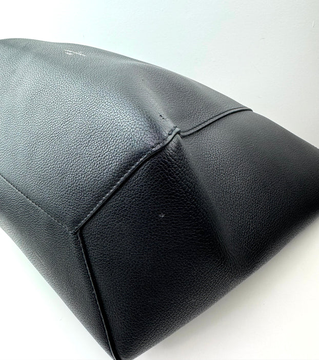 Louis Vuitton Calfskin Lockme Cabas Black