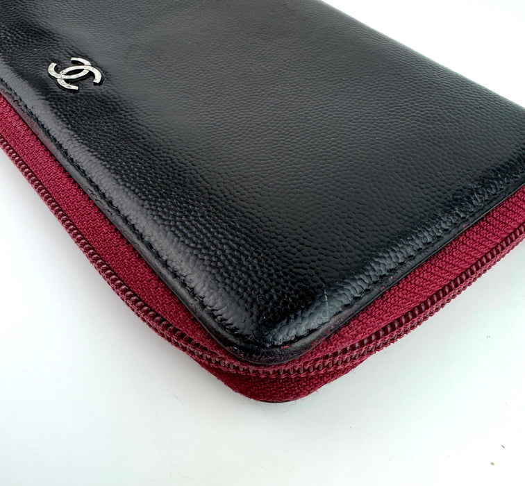 Chanel Zippy Wallet black