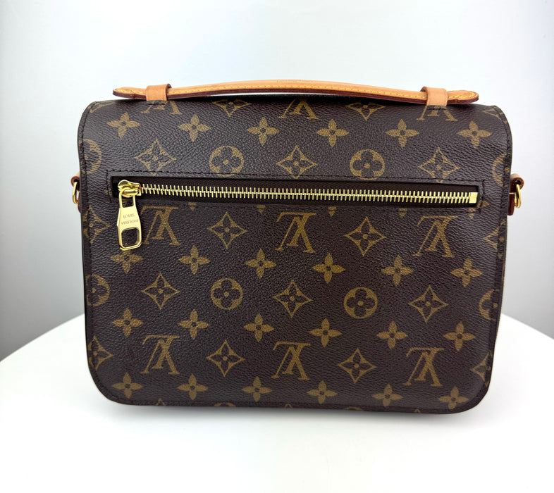 Louis Vuitton Monogram Pochette Métis