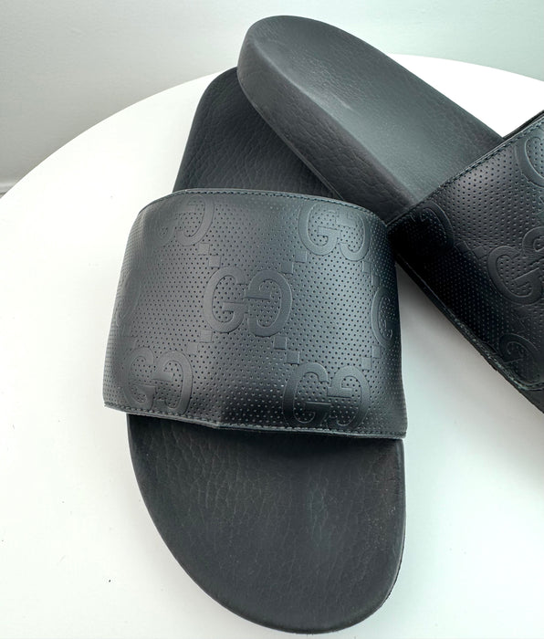 Gucci GG-embossed slides Men size 9