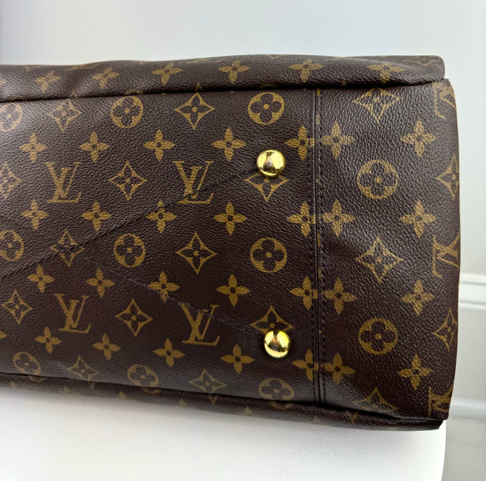 Louis Vuitton Artsy MM Monogram