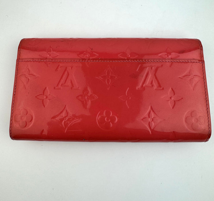 Louis Vuitton Vernis Sarah Wallet