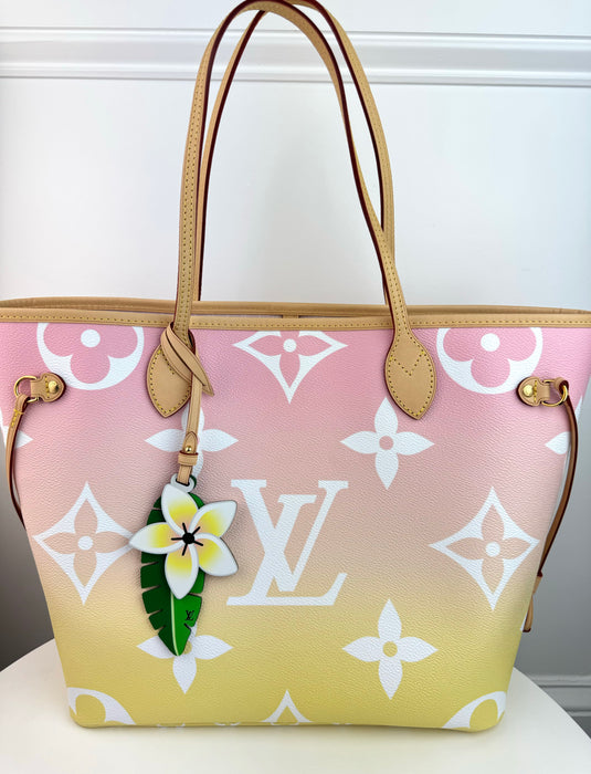 Louis Vuitton Monogram Giant By The Pool Neverfull MM Light Pink