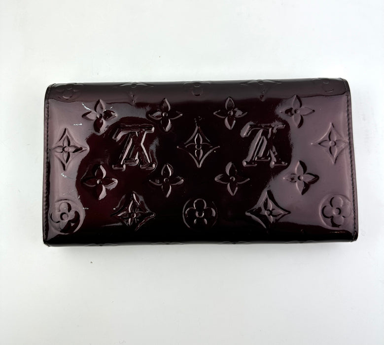 Louis Vuitton Vernis Sarah Wallet