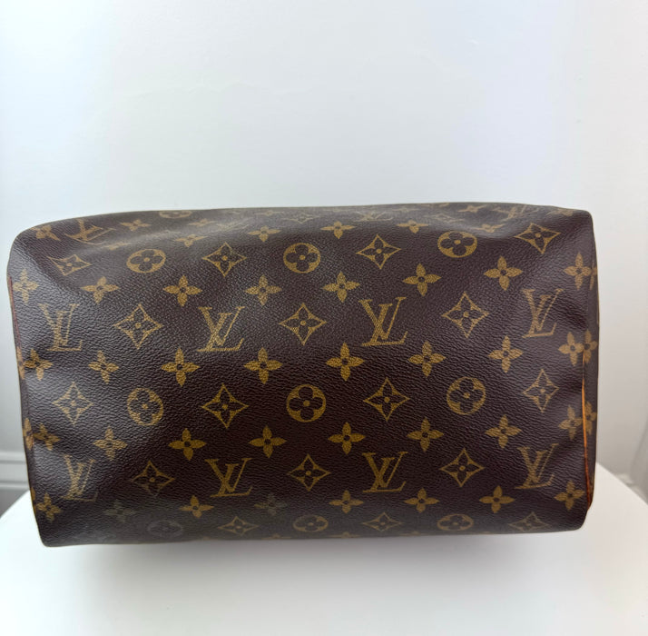 Louis Vuitton Speedy 30