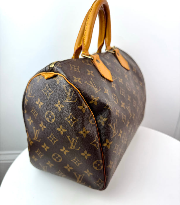 Louis Vuitton Speedy 30