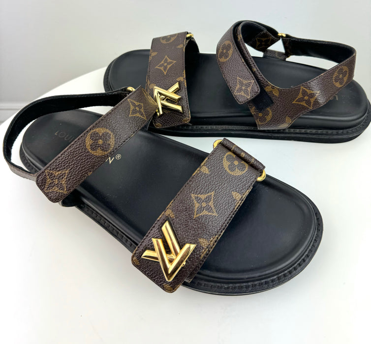 Louis Vuitton LV Sunset Flat Comfort Sandals