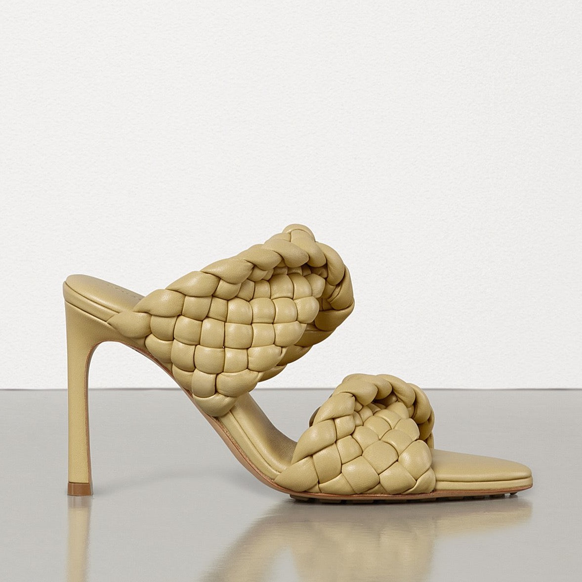 Bottega Veneta Bv Curve Sandals Tapioca LSC INC