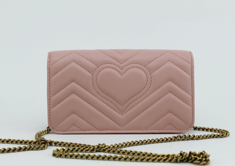 Gucci GG Marmont mini crossbody Pink